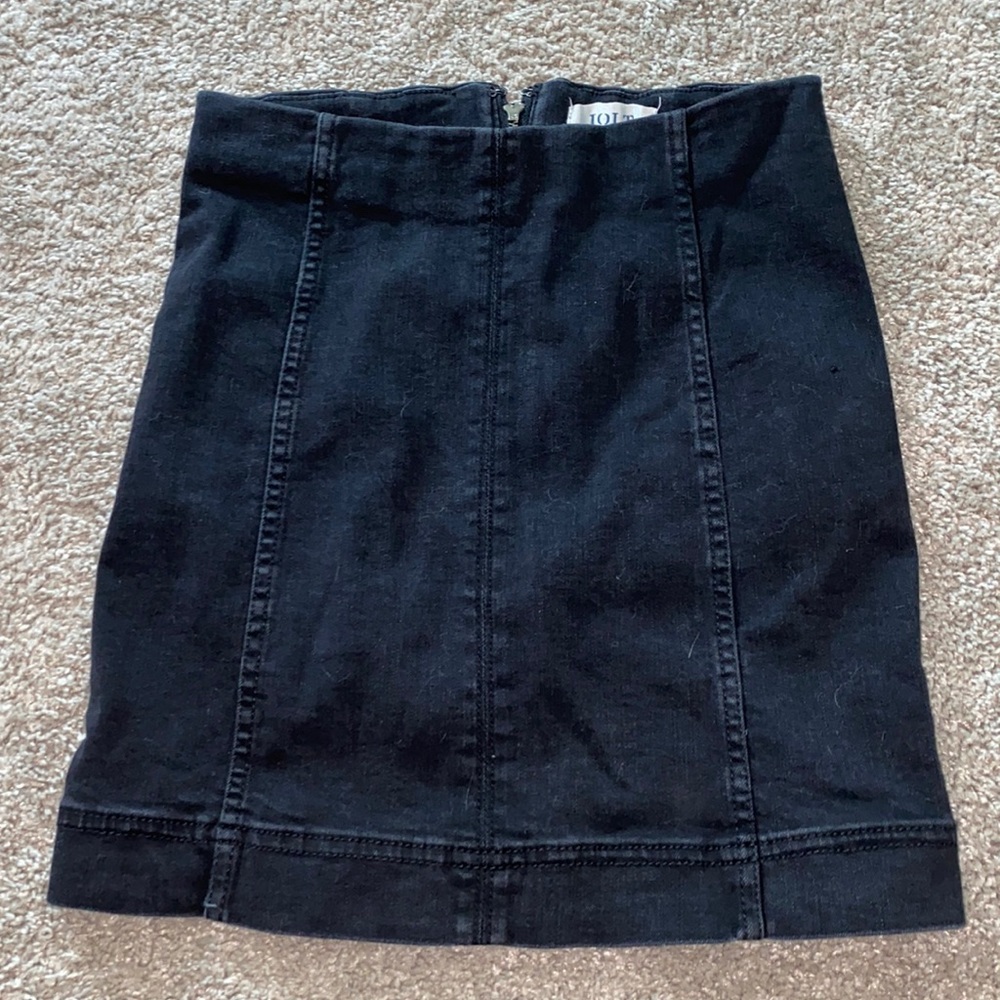 Black mini skirt